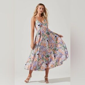 ASTR BLYTHE FLORAL PLISSE MIDI DRESS IN CORAL MULTI, L, Orig. $164